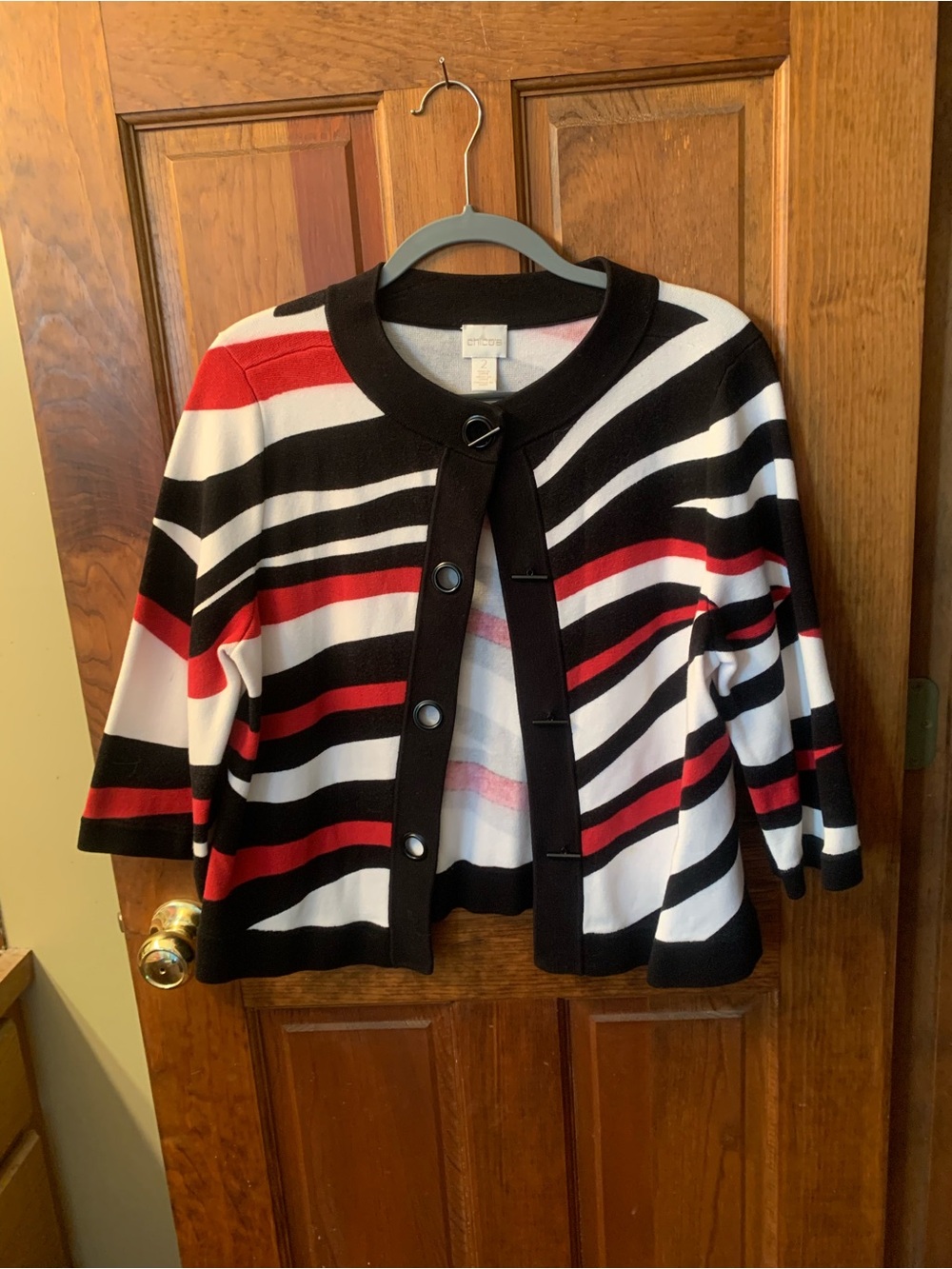 Chico, NEW NEVER WORN, AZARIA printed wave stripe cardigan sweater 3/4 sleeves.